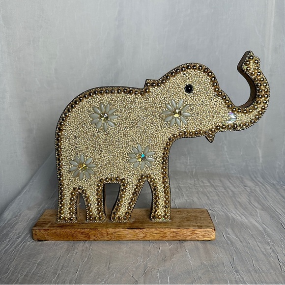 Home Decor Table Top Bead Embellished Wood Figurine Elephant Art Accent - Picture 13 of 16